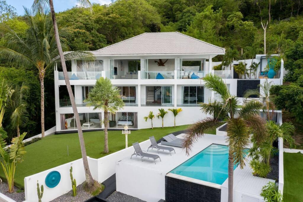 Suay - 2 Swimming Pool And Sea View By For You *